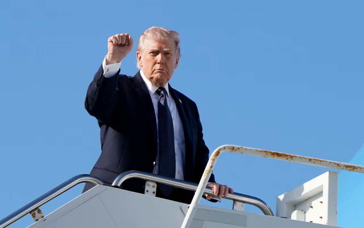 Ông Trump: Đàm phán Iran tập trung vào hạt nhân, Hormuz sẽ tự động mở trở lại